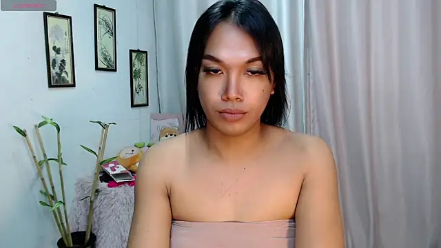 Snapshot of Herbielustts chatting on December 2025 06:39:01 PM Herbielustts online show from December 2025 06:39:01 PM