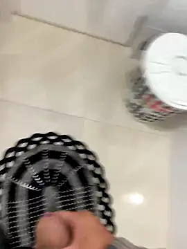 Snapshot of Teyxa19cm chatting on October 2025 04:15:02 PM Teyxa19cm online show from October 2025 04:15:02 PM