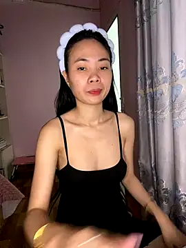 Snapshot of Dau-Tayy chatting on November 2025 07:38:02 AM Dau-Tayy online show from November 2025 07:38:02 AM