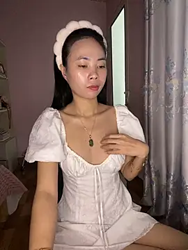 Snapshot of Dau-Tayy chatting on December 2025 07:57:02 AM Dau-Tayy online show from December 2025 07:57:02 AM