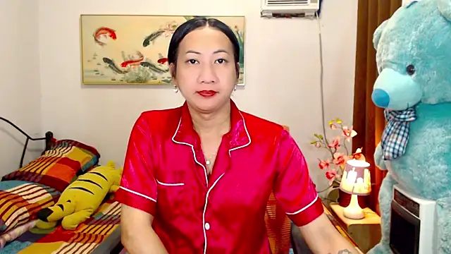 LovelyQueen69 online show from June 2026 04:05:02 PM