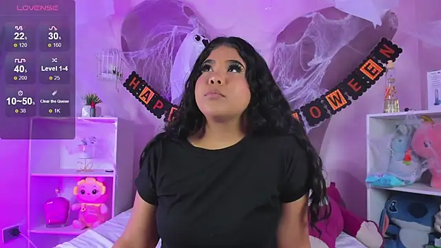 Amanda Moore online show from October 2025 04:27:01 AM