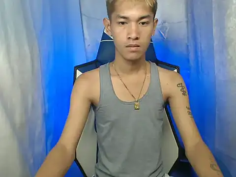 Snapshot of riks_tyler chatting on November 2025 11:55:02 AM riks tyler online show from November 2025 11:55:02 AM