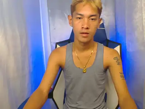 Snapshot of riks_tyler chatting on November 2025 05:07:02 AM riks tyler online show from November 2025 05:07:02 AM