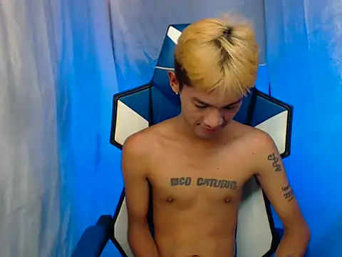 Snapshot of riks_tyler chatting on November 2025 12:41:02 PM riks tyler online show from November 2025 12:41:02 PM