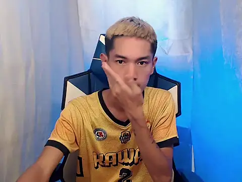 Snapshot of riks_tyler chatting on December 2025 04:07:02 AM riks tyler online show from December 2025 04:07:02 AM