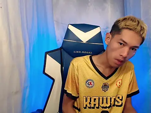 Snapshot of riks_tyler chatting on December 2025 07:42:01 PM riks tyler online show from December 2025 07:42:01 PM