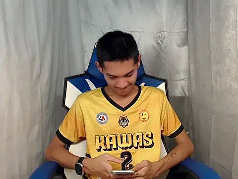 Snapshot of riks_tyler chatting on March 2026 03:08:02 PM riks tyler online show from March 2026 03:08:02 PM