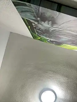 aavrdvh33 online show from November 2025 07:16:02 PM