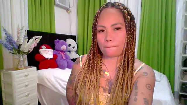 EstellaStarXxx online show from November 2025 04:30:01 PM