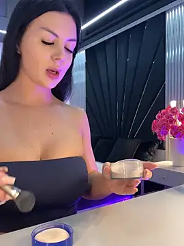 Snapshot of KenyaCruz chatting on October 2025 05:13:02 PM KenyaCruz online show from October 2025 05:13:02 PM