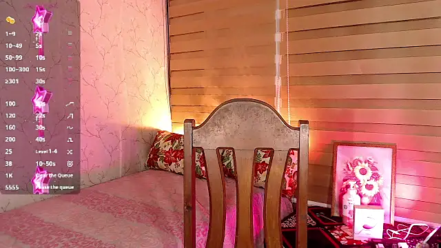 TssluttyNikka online show from October 2025 08:20:02 PM