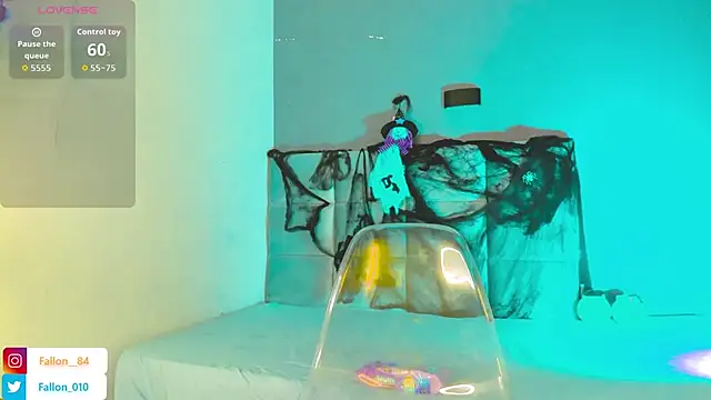 Snapshot of fallon_08 chatting on October 2025 08:05:01 PM fallon 08 online show from October 2025 08:05:01 PM