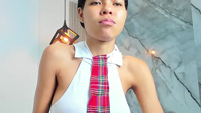 IsabellaMonet online show from May 2026 07:11:01 PM