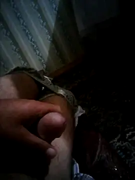 Snapshot of elik555 chatting on November 2025 10:30:01 PM elik555 online show from November 2025 10:30:01 PM