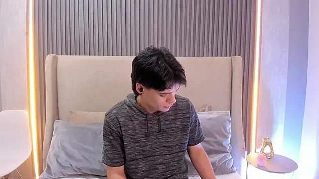 BenitoSaenz online show from November 2025 11:54:02 AM