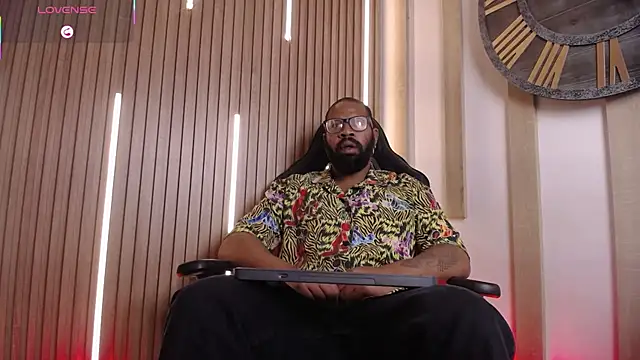 Snapshot of King_Malik chatting on September 2025 01:27:02 PM King Malik online show from September 2025 01:27:02 PM