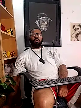 Snapshot of King_Malik chatting on November 2025 10:48:02 AM King Malik online show from November 2025 10:48:02 AM