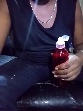 OnlyMoneyIwanT online show from February 2026 01:43:01 PM