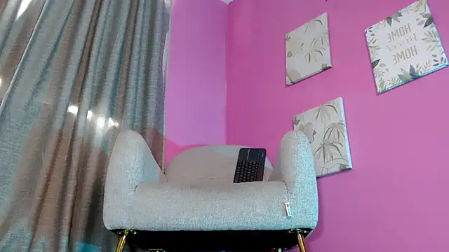 emily ox0 online show from June 2026 08:24:01 PM
