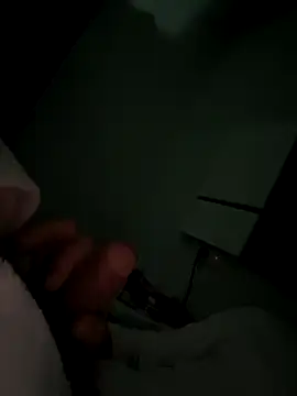 Snapshot of Franmrd95 chatting on February 2026 07:08:01 AM Franmrd95 online show from February 2026 07:08:01 AM