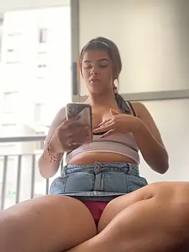 Kaily Sweet16 online show from October 2025 05:03:01 PM