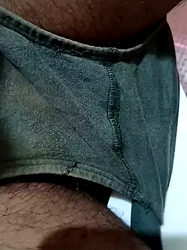 Snapshot of princemaheshboblover chatting on November 2025 08:19:02 PM princemaheshboblover online show from November 2025 08:19:02 PM