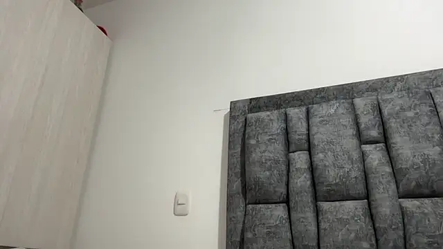 Snapshot of Sophia_copper chatting on October 2025 03:37:01 AM Sophia copper online show from October 2025 03:37:01 AM