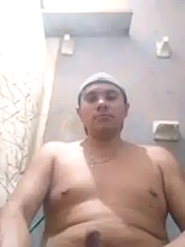 Snapshot of Luk909090 chatting on March 2026 05:22:01 AM Luk909090 online show from March 2026 05:22:01 AM