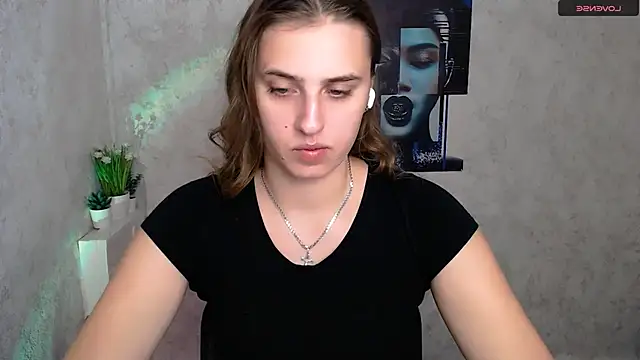 Snapshot of AmandaDimond_ chatting on September 2025 08:38:02 AM AmandaDimond online show from September 2025 08:38:02 AM