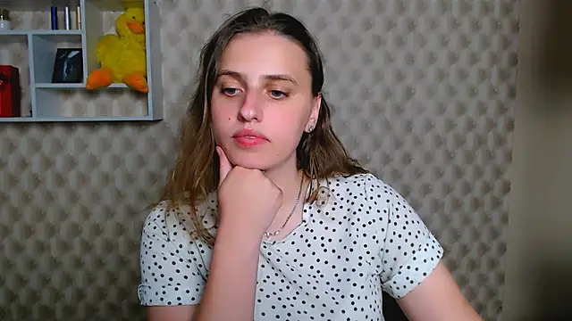 AmandaDimond  online show from May 2026 04:04:02 PM