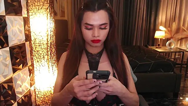 Snapshot of BigCockMaxineTS chatting on September 2025 05:58:01 PM BigCockMaxineTS online show from September 2025 05:58:01 PM