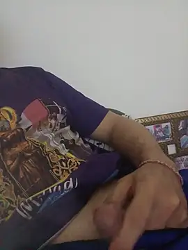 Snapshot of Suamulherfeliz chatting on July 2026 10:13:02 AM Suamulherfeliz online show from July 2026 10:13:02 AM