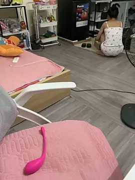 Mina048 online show from September 2025 06:19:02 AM