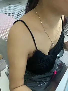 Mina048 online show from October 2025 04:01:02 AM