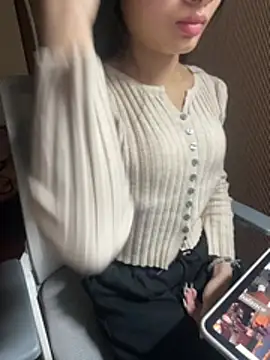 Snapshot of Mina048 chatting on February 2026 09:54:02 PM Mina048 online show from February 2026 09:54:02 PM