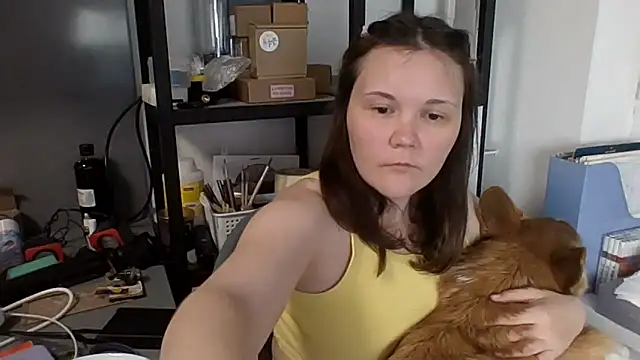 Snapshot of Qaynii chatting on October 2025 08:42:01 PM Qaynii online show from October 2025 08:42:01 PM