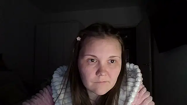 Snapshot of Qaynii chatting on November 2025 02:18:01 PM Qaynii online show from November 2025 02:18:01 PM