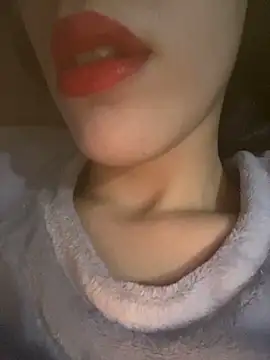 Mimisixo online show from November 2025 11:15:01 PM