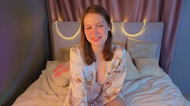 BeatrixCarIeton online show from September 2025 06:42:01 PM