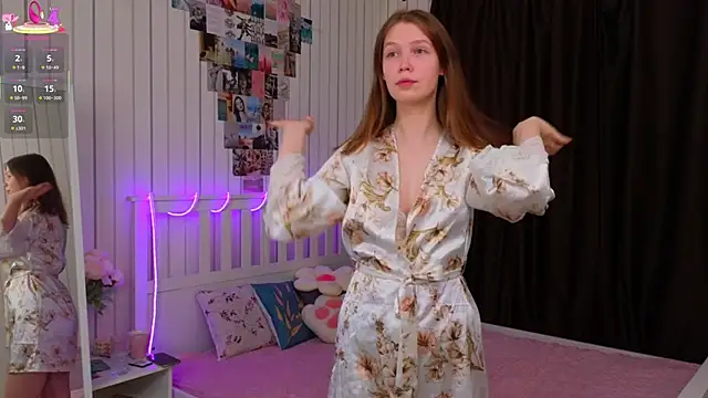 BeatrixCarIeton online show from October 2025 07:15:02 PM