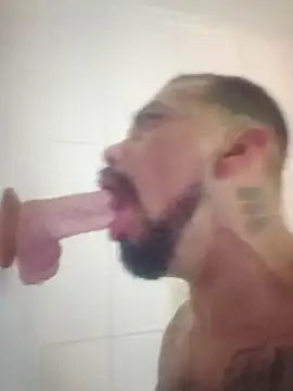 Snapshot of Cnutt310 chatting on November 2025 06:27:01 AM Cnutt310 online show from November 2025 06:27:01 AM