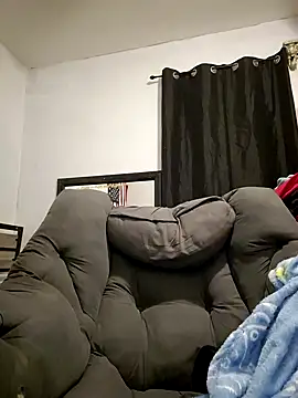 Snapshot of Cnutt310 chatting on November 2025 11:43:02 AM Cnutt310 online show from November 2025 11:43:02 AM