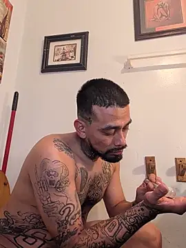 Snapshot of Cnutt310 chatting on February 2026 03:24:02 AM Cnutt310 online show from February 2026 03:24:02 AM