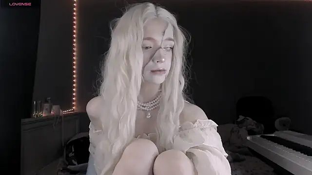 Snapshot of MelissaReis chatting on October 2025 04:19:02 PM MelissaReis online show from October 2025 04:19:02 PM