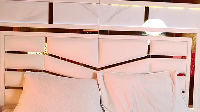 Snapshot of ambar_rosse25 chatting on November 2025 11:57:02 AM ambar rosse25 online show from November 2025 11:57:02 AM