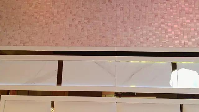 Snapshot of ambar_rosse25 chatting on December 2025 11:37:01 AM ambar rosse25 online show from December 2025 11:37:01 AM