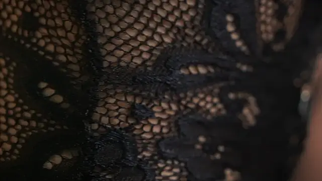 Snapshot of ambar_rosse25 chatting on December 2025 12:00:01 PM ambar rosse25 online show from December 2025 12:00:01 PM