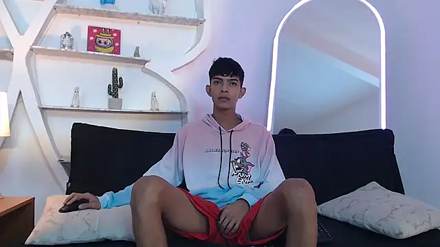 PRETTY SEX1 online show from October 2025 01:17:02 PM