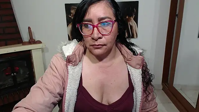 Snapshot of Grace_mature_milf chatting on September 2025 10:49:02 AM Grace mature milf online show from September 2025 10:49:02 AM